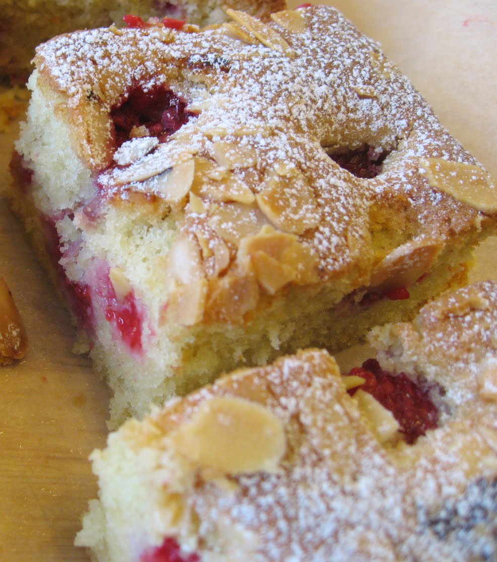 Kitchen Delights FRESH RASPBERRY AND ALMOND CAKE