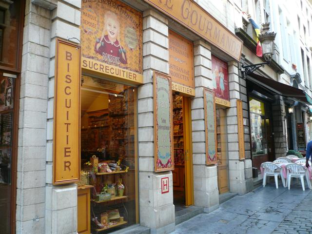 [P1030593+(Small).JPG]