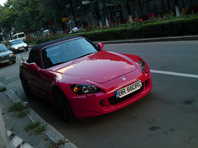 Honda S2000 red