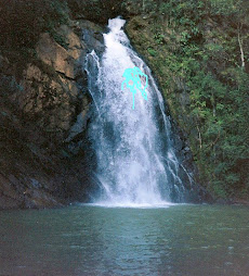 Cascata do Buraco do Galo Saida da represa Santa Cruz