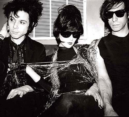 [yeahyeahyeahs.jpg]