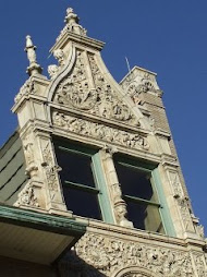 Top facade, coolest home in Saint Louis