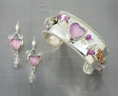 Pink Dichroic Heart Adjustable Cuff Bracelet Pink Dichroic Heart Adjustable Cuff Bracelet