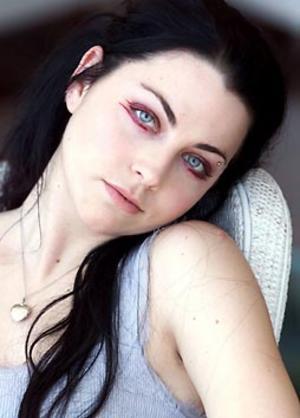 evanescence lead singer Amy Lee