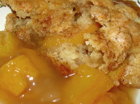 Easy Peach Cobbler With White Cake Mix Easy Peach Cobbler With White Cake Mix