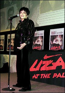 [lizacdsigning225d.bmp]