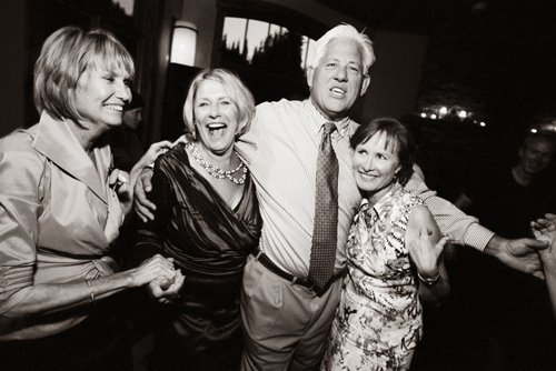 [0695877-R6-075-36.jpg]