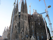 Pria Maria Barcelona: Sagrada Familia y Extraño a mi familia. (img )