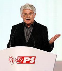 [Vital+Moreira-PS.jpg]