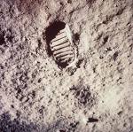 [Apollo11.jpg]
