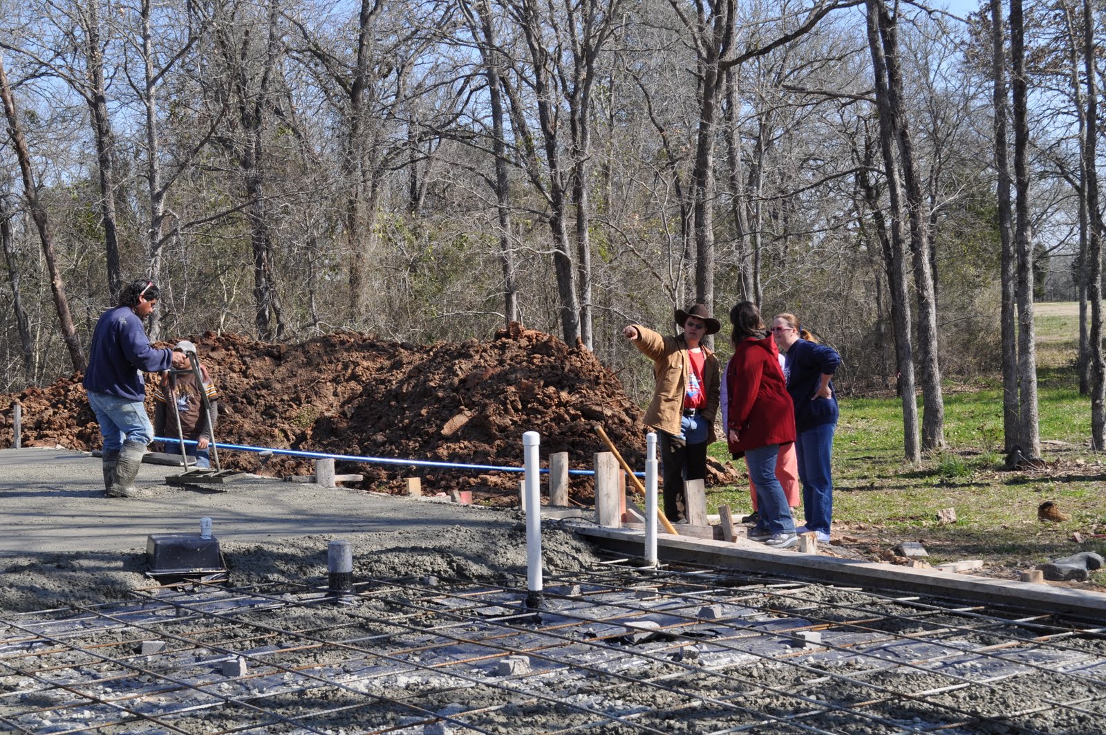 [Sterling+at+pour.jpg]