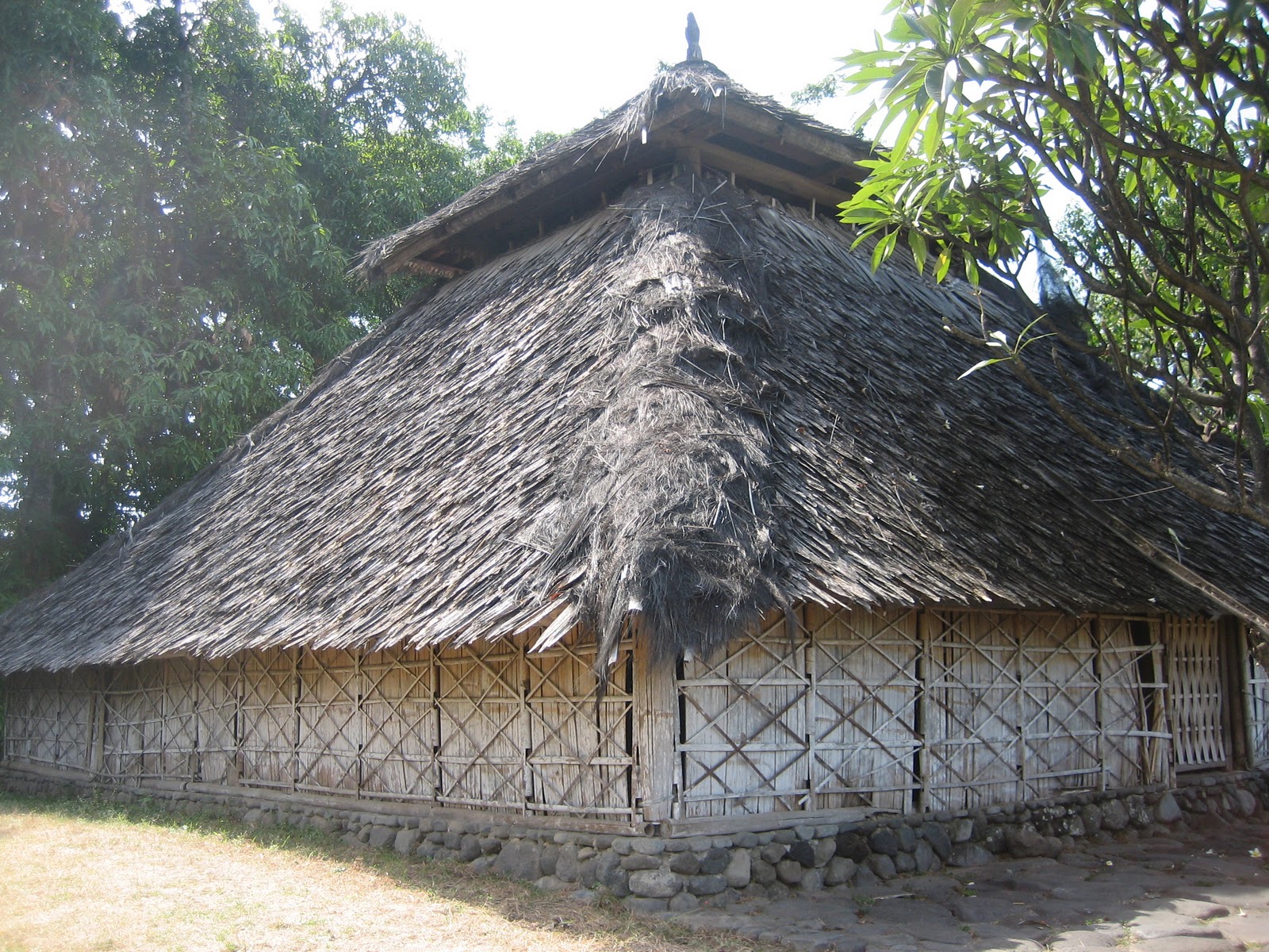 Masjid Kuno Bayan Beleq, Pulau Lombok - Explore Lombok