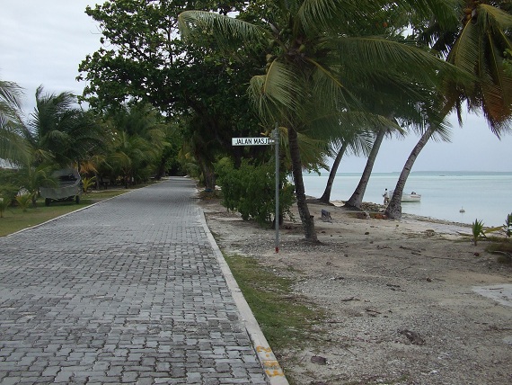 Cocos (Keeling) Islands roads