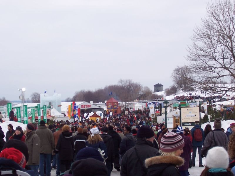 [ESPECTADORES+DO+CARNAVAL.bmp]