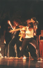 grupo adultos de danza-teatro