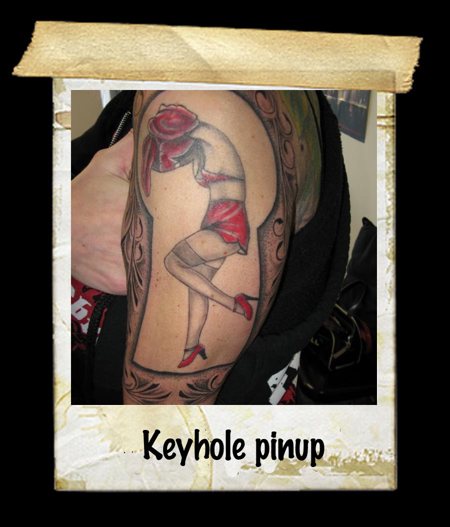 Keyhole Pinup
