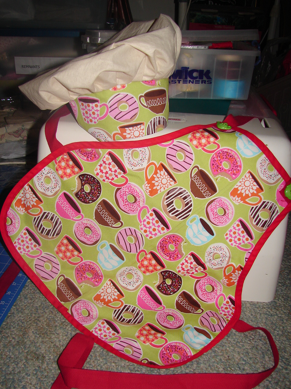 Eat. Craft. Sow First Tutorial.... Children's Apron