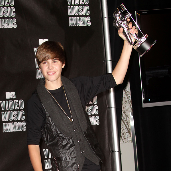 Justin Bieber Wins 2010 VMA Best New Artist