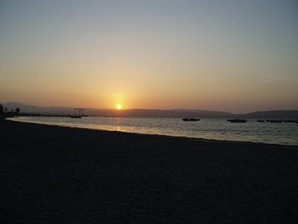 [sunset.JPG]