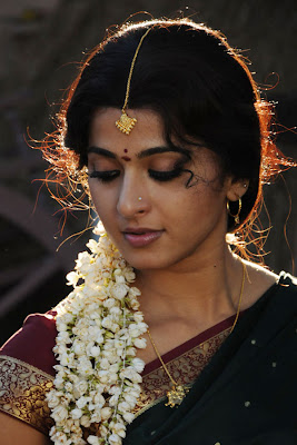 Tamil acture anushka hot pictures