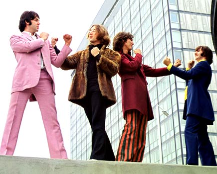 [The_Beatles_in_Pict_609916a.jpg]