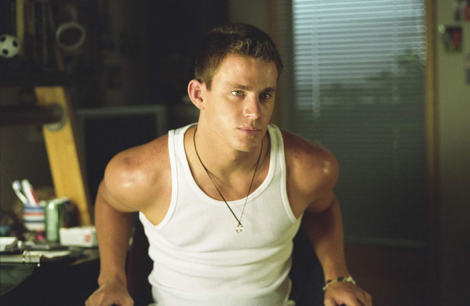 http://2.bp.blogspot.com/_Y-ag-Y1qgAo/TGHV5BnewhI/AAAAAAAAe30/_cP2ZgcWwdM/s1600/Channing+Tatum+%282%29.jpg