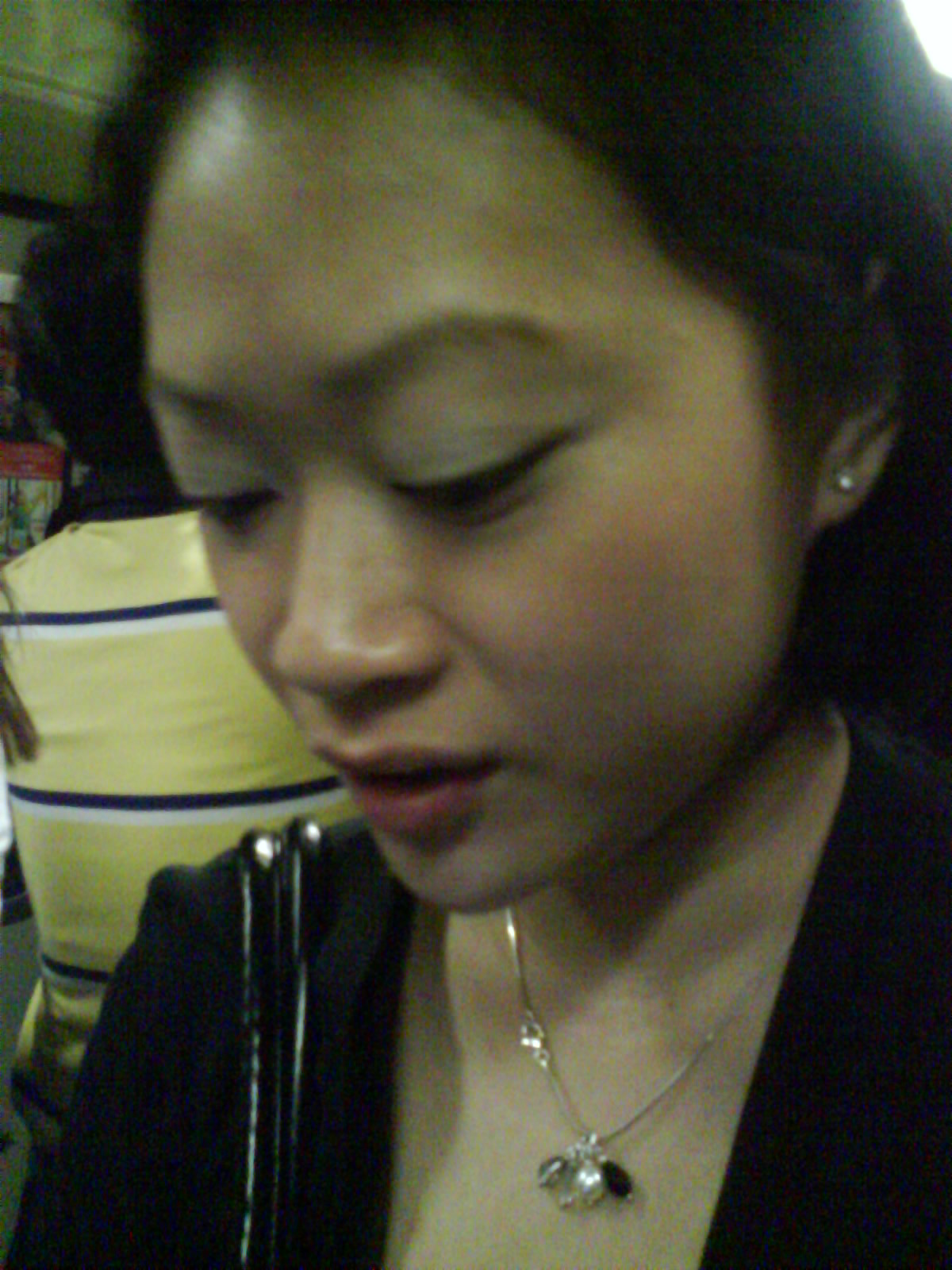 [sally...+unglam..JPG]