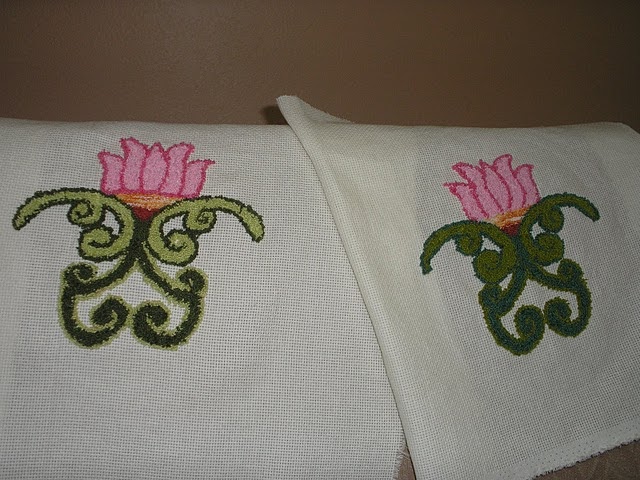 BELLO TOQUE ARTESANATO MEU BORDADO RUSSO Aparador Para Sala Pequena ~ BELLO TOQUE ARTESANATO MEU BORDADO RUSSO