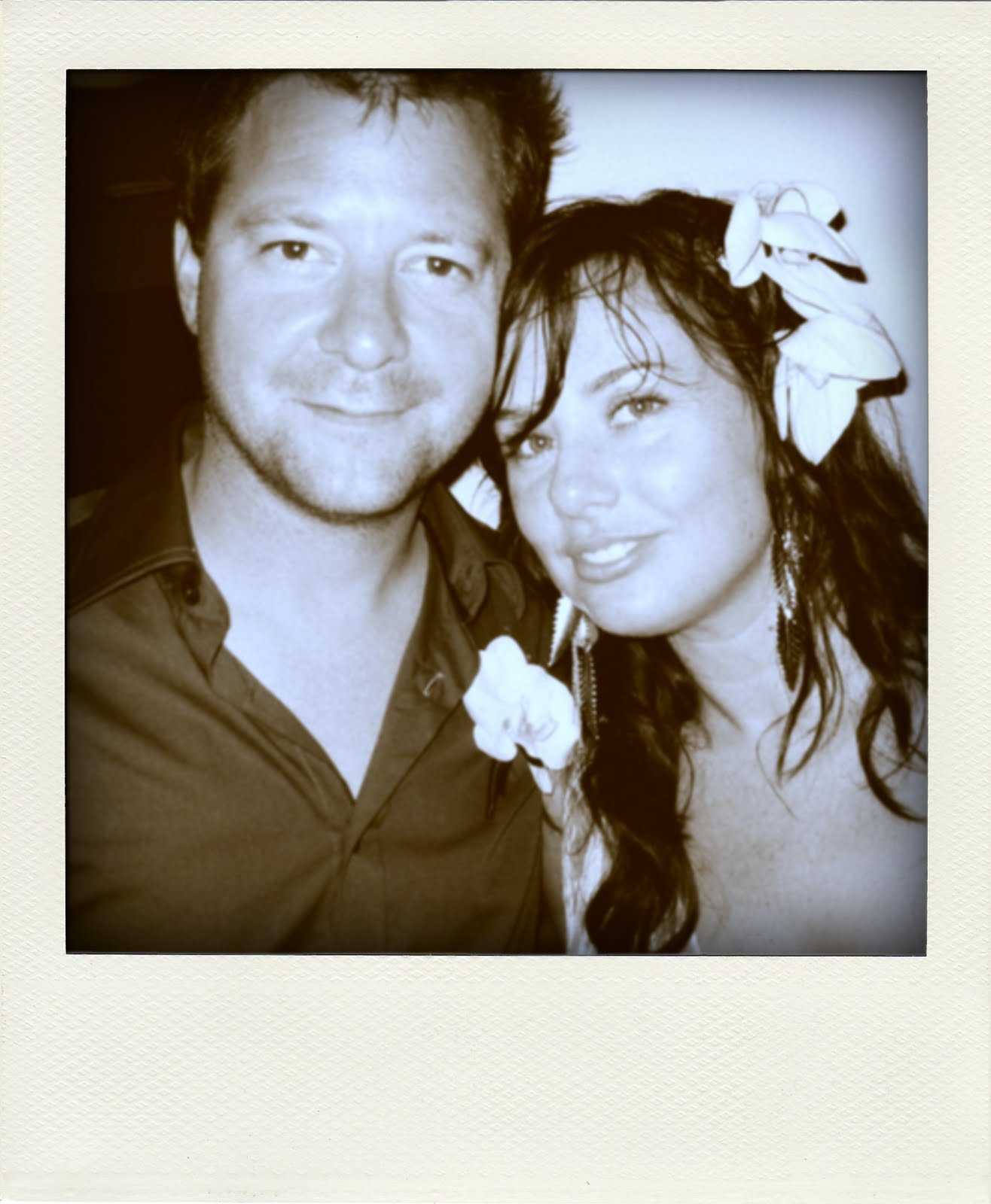[skyewedding+copy-pola.jpg]