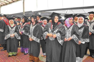 [jubah.jpg]