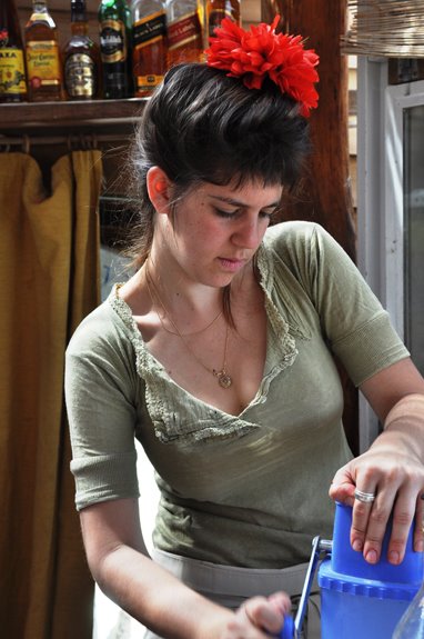 [DSC_0023+maya+1.jpg]