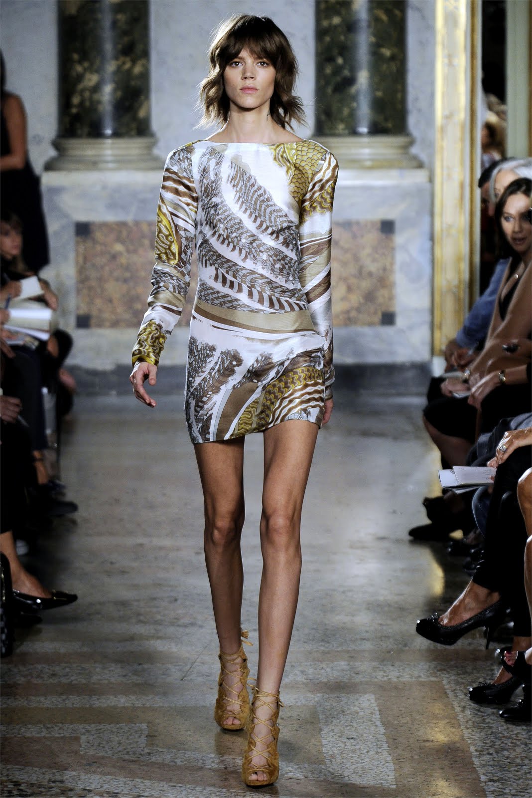 [Emilio+Pucci+1+SS10.jpg]