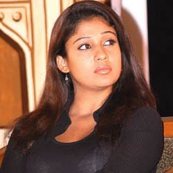 Nayan raise her hands on Vijayalakshmi?