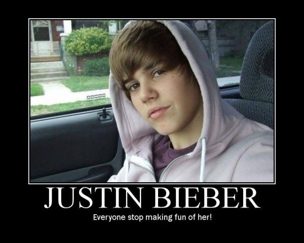 http://2.bp.blogspot.com/_YG07DSmqOv0/TSCFuREfPtI/AAAAAAAAAME/DW-yIjsbm0U/s1600/justin_bieber.jpg