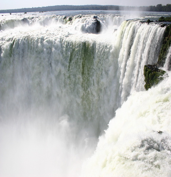 IGUAZU FALLS