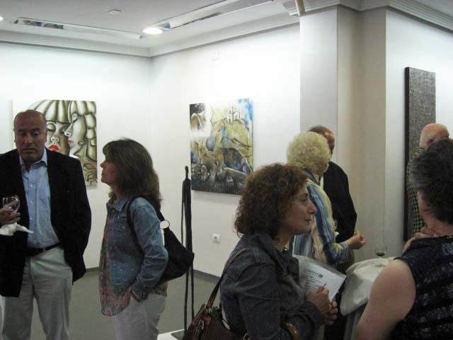 The works of Susy Manzo, Allera Cosimo and Cláudia Silva