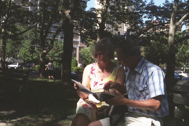 [tourists3]