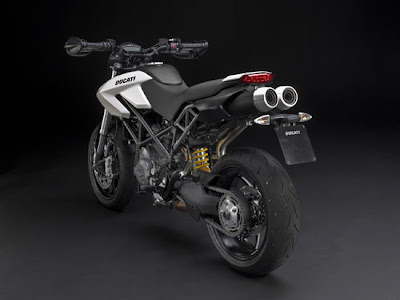 2010 Ducati Hypermotard 796-rear