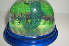 Snow Globe 15