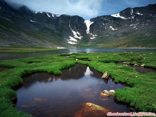 Beautiful Mountain Scenery