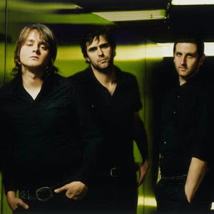 Keane - Disconnected Keane - Disconnected