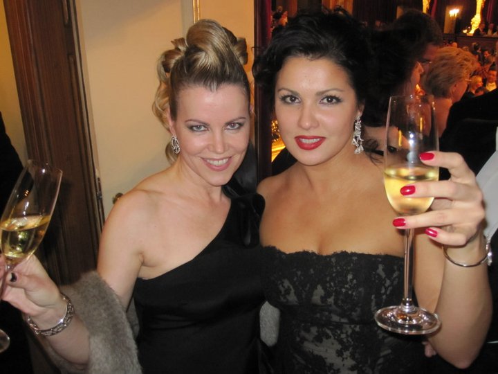 Evelyn Rill and Anna Netrebko at the Philharmonikerball 2011