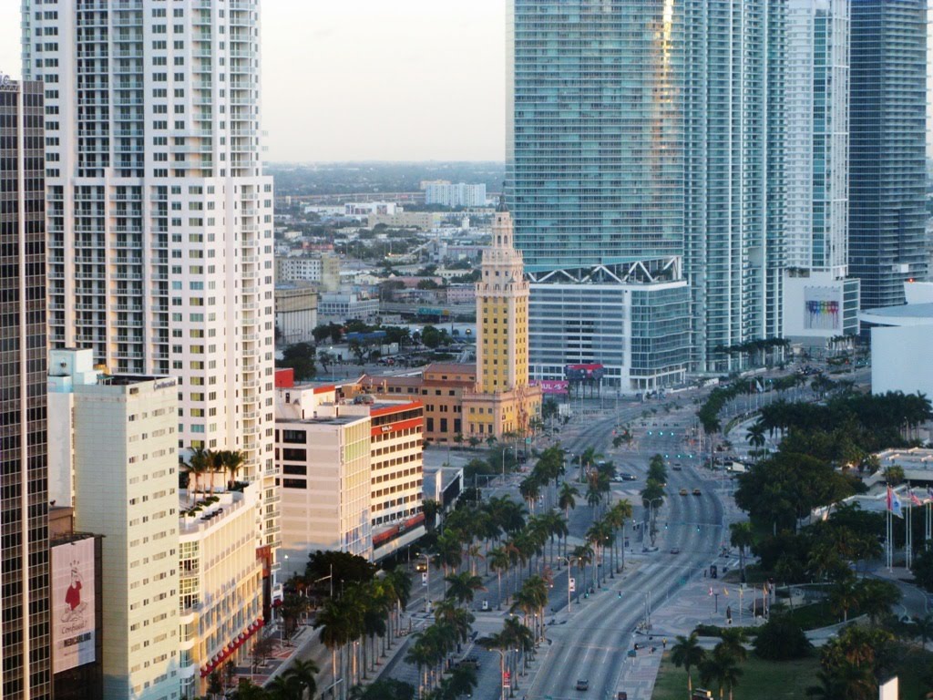 [0026-DOWNTOWN+MIAMI.JPG]