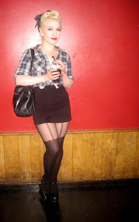 to open my eyes to this glamour...