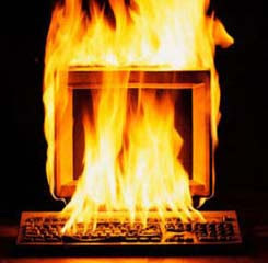 ordenador_ardiendo.jpg