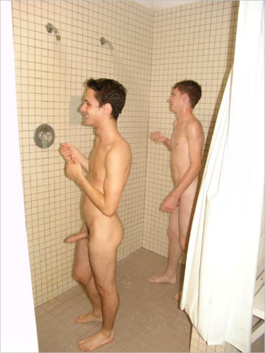 Dan's gay public sex blog Shower hardon