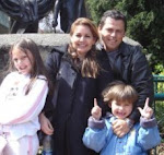Carlos Gómez y familia