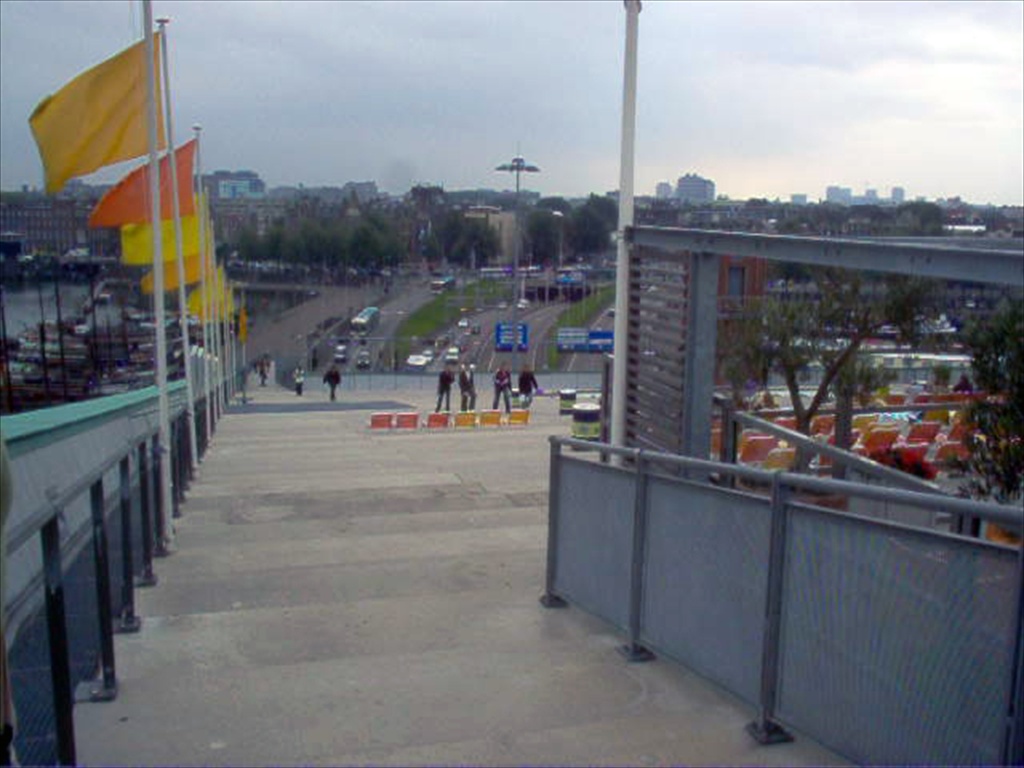 [net_009.jpg]