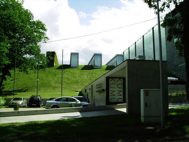 [nrt_002.jpg]