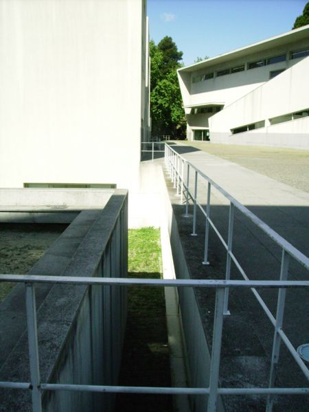 [IMGP4000_450x600.JPG]